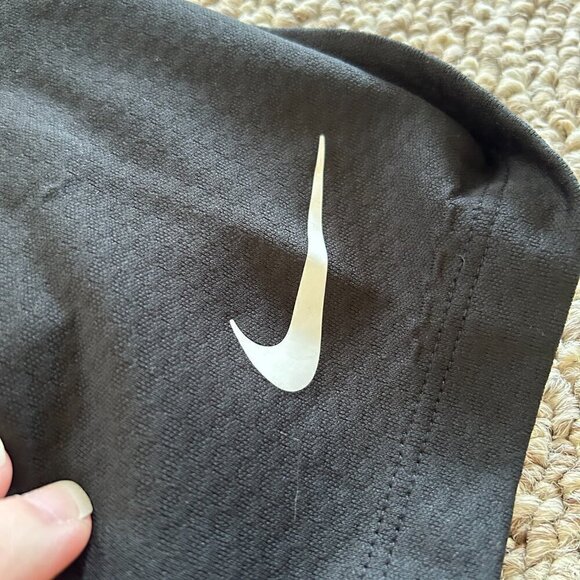 Nike Men's Black Polo Shirt Size L – Performance Golf/Tennis Activewear - Picture 4 of 8